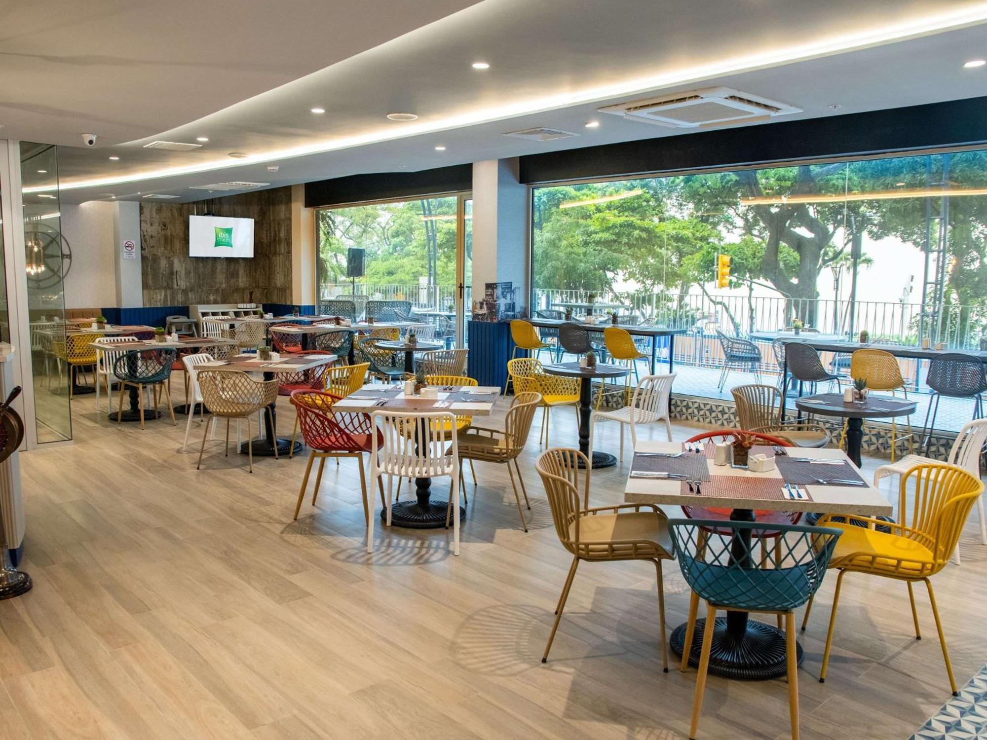 Ibis Styles El Malecon Guayaquil Hotel Екстериор снимка