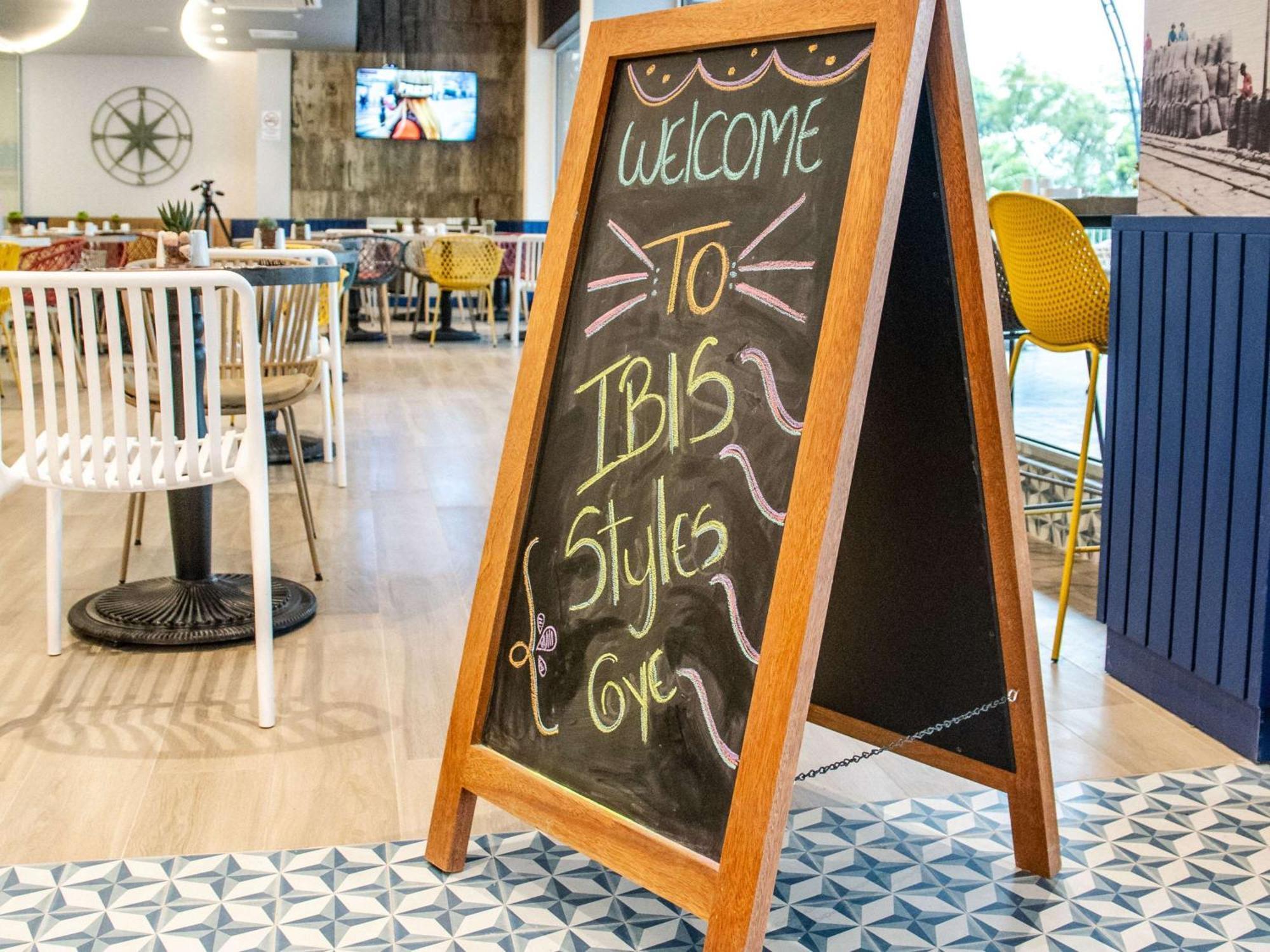 Ibis Styles El Malecon Guayaquil Hotel Екстериор снимка
